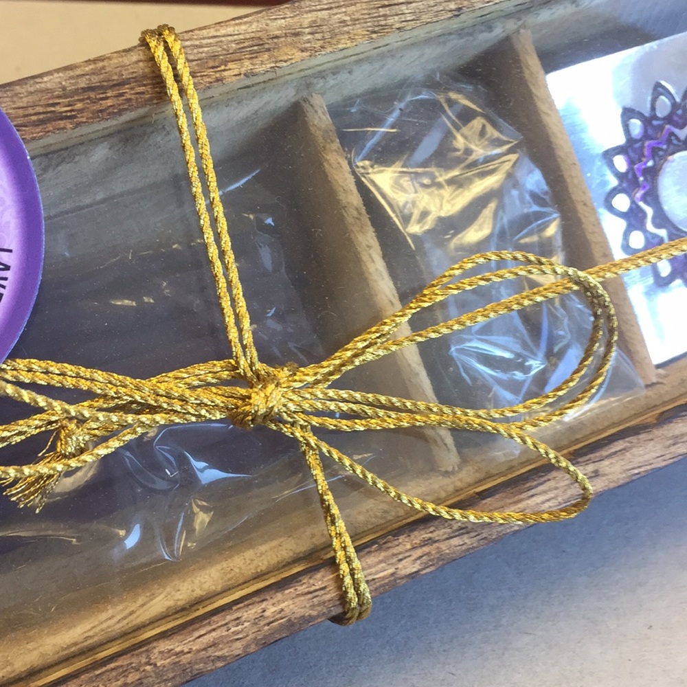 Karma Scents Incense Sticks + Cones + Metal Holder + Wooden Box NIP - Picture 3 of 4